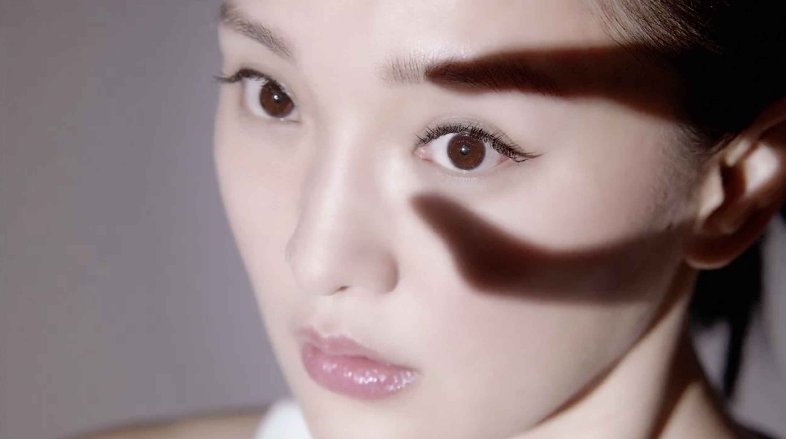 丸美：潜伏篇 — 周迅